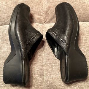 Bass Genuine Leather Black Mules